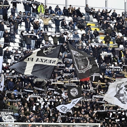 Proteste dei tifosi dello Spezia Calcio per le restrizioni sui biglietti del derby contro la Sampdoria