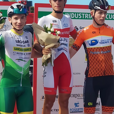 Ciclismo - Le gare del fine settimana. Ottimo momento per il fiorentino e campione toscano. PIazzamenti fuori regione per la Hopplà Petroli. Luci cala il tris in volata nel Gran Premio Kemas