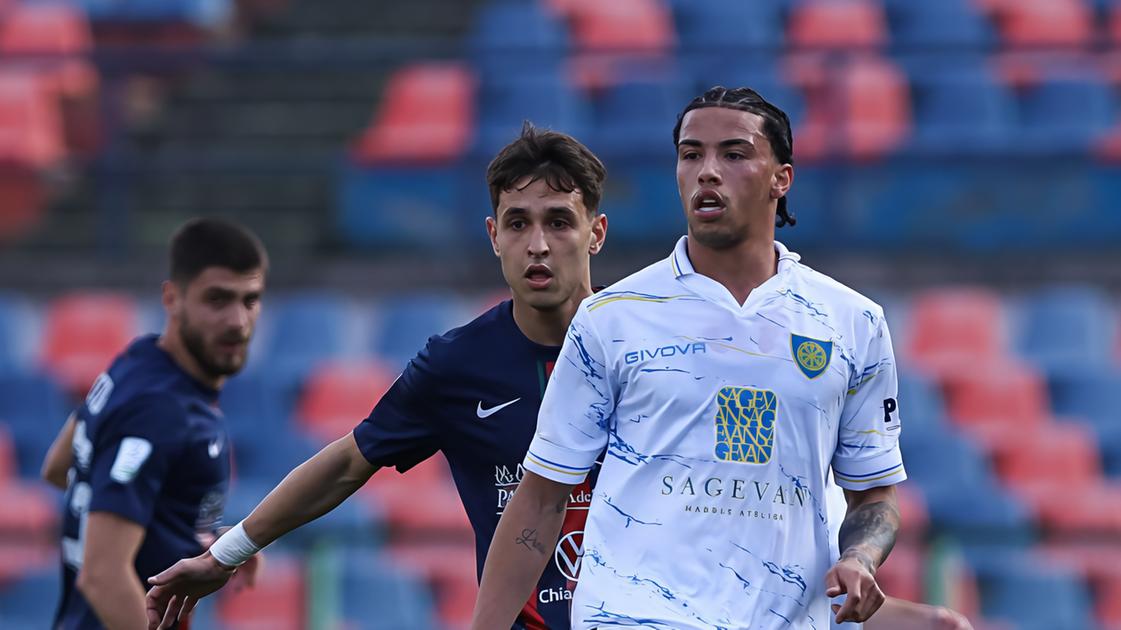 Carrarese Sfida cruciale contro la Salernitana. Sabato lo stadio dei Marmi sarà sold out