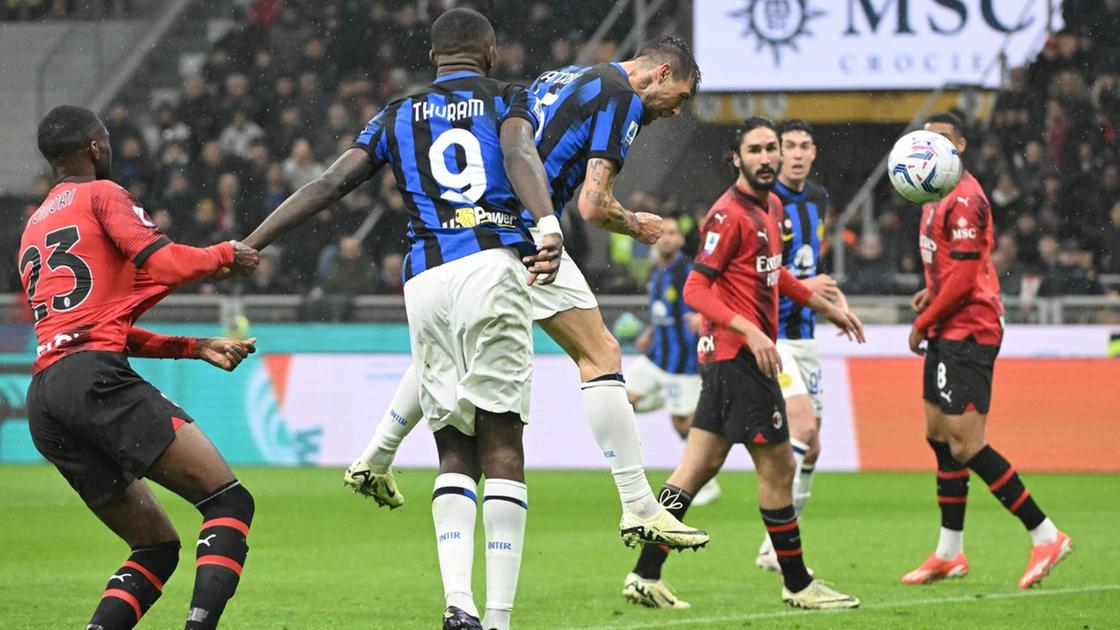 L’Inter corre nella storia. Acerbi e Thuram spietati nel derby che vale tutto