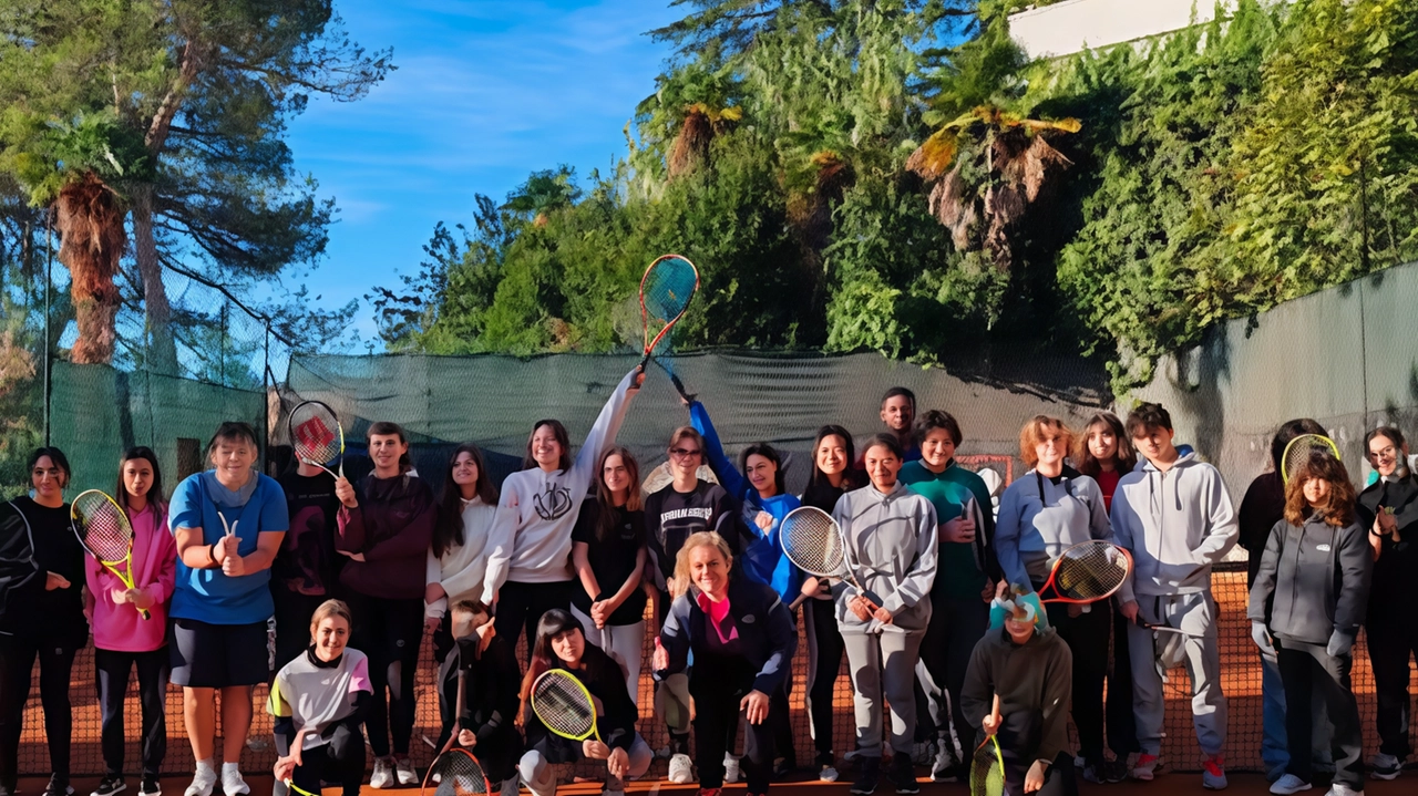 I ragazzi protagonisti di racchette in classe