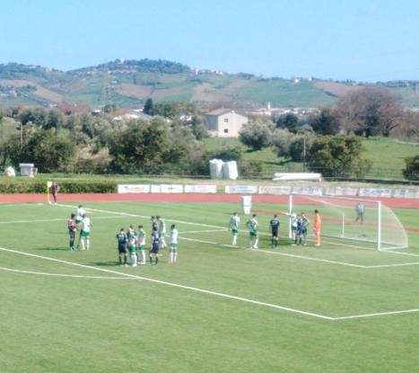 Calcio serie D: Castelfidardo L’Aquila 3 1, punti d’oro per la salvezza Calcio serie D: Castelfidardo L’Aquila 3 1, punti d’oro per la salvezza