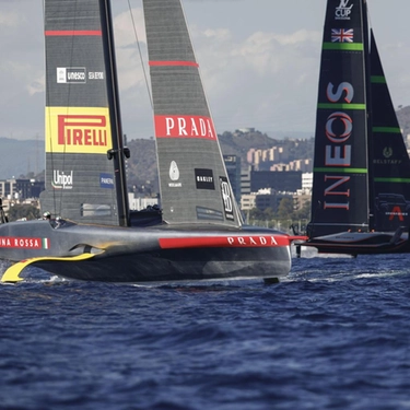 Finale Vuitton Cup: oggi troppo vento, ritardate le regate