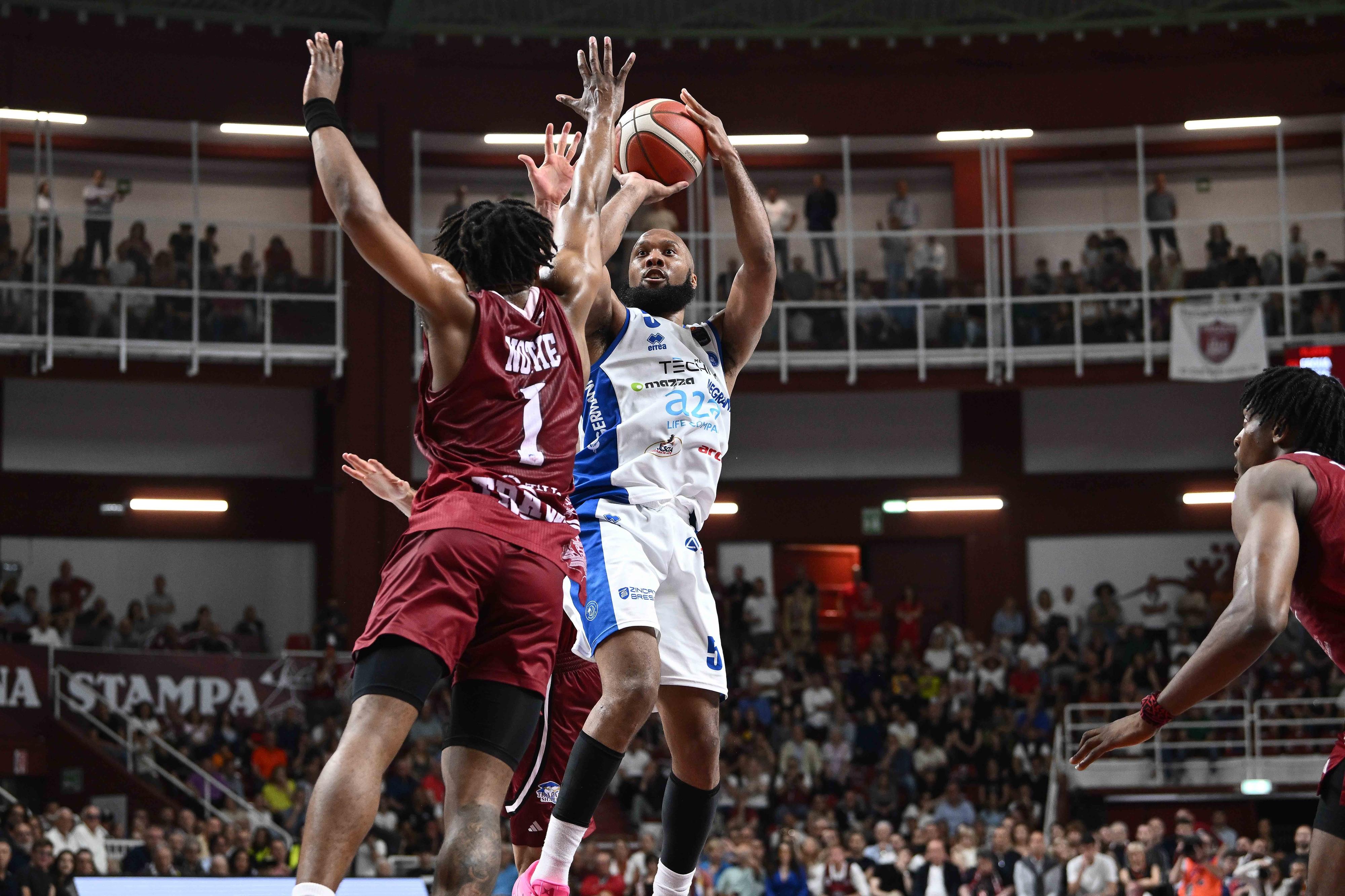 basket serie a brescia sbanca trapani in gara 1 di semifinale da Sport.quotidiano.net basket serie a brescia sbanca trapani in gara 1 di semifinale