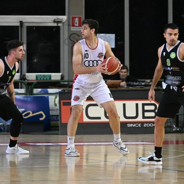 Basket - Serie "B» maschile interregionale: turno infrasettimanale. Bcl supera il Costone. E arriva sulla vetta