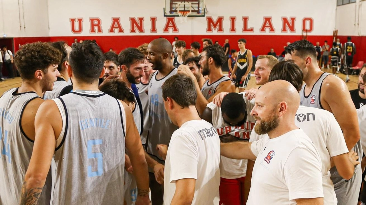 L’Urania Basket al termine dell’amichevole di preseason contro i Lugano Tigers: prosegue la preparazione della squadra in vista dell’inizio del nuovo campionato