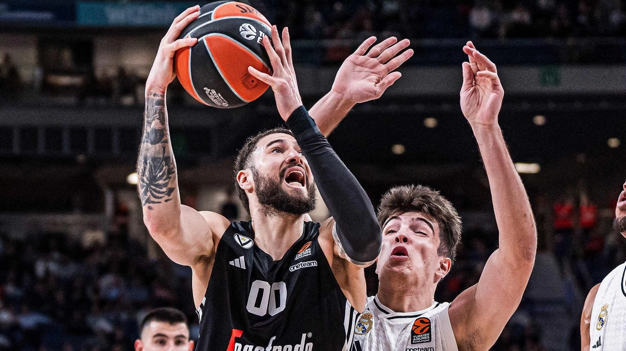 Nel primo tempo Shengelia e Cordinier spingono i bianconeri sul +6. Poi Madrid cambia marcia e Clyburn & Co. si ritrovano ultimi