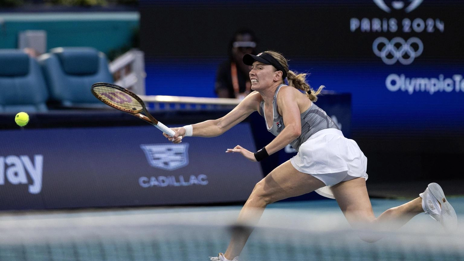 Miami: russa Alexandrova in semifinale, trova la Collins