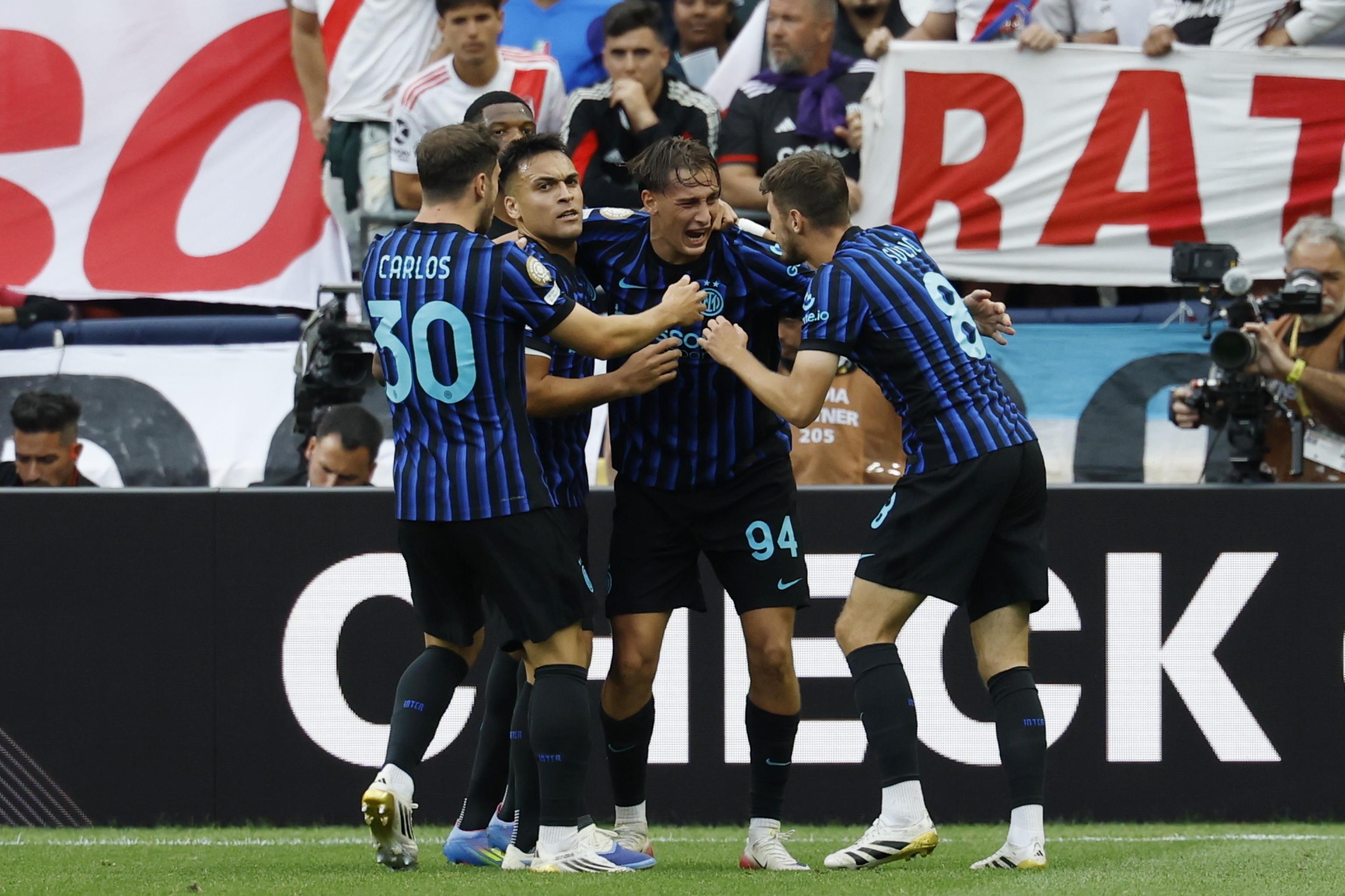 https://sport.quotidiano.net/image-service/view/acePublic/alias/contentid/MWUxM2UwNjQtM2FkYi00/0/usa-soccer.jpeg