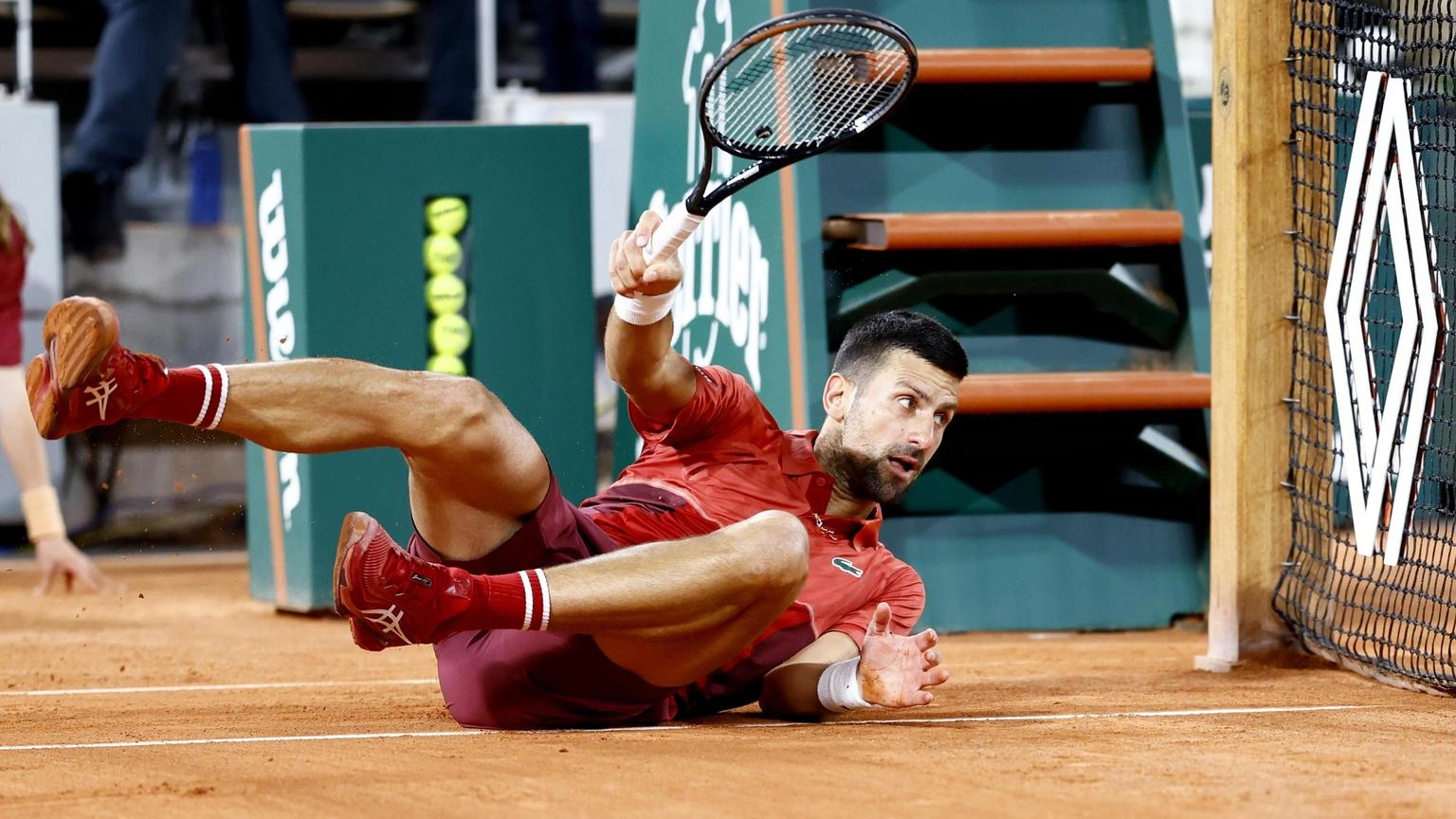 Roland Garros: Djokovic si sbarazza in tre set di Baena