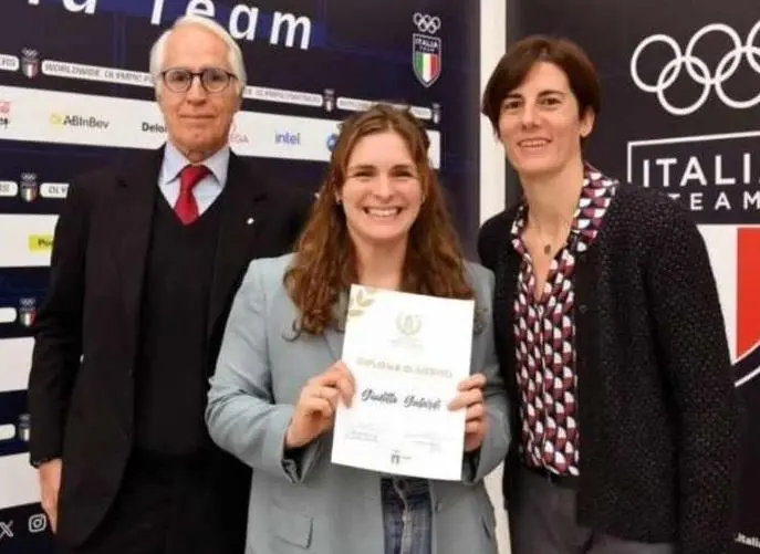 Pallanuoto. Galardi ragazza d’oro. Premiata dal Coni