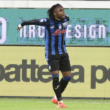 L’Atalanta è tornata a dominare. Dea, Lookman segna e fa sognare. Ma in estate può scatenarsi l’asta