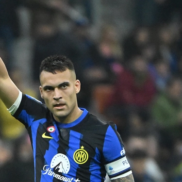 L’Inter ipoteca lo Scudetto: battuta l’Atalanta 4-0, + 12 sulla Juve