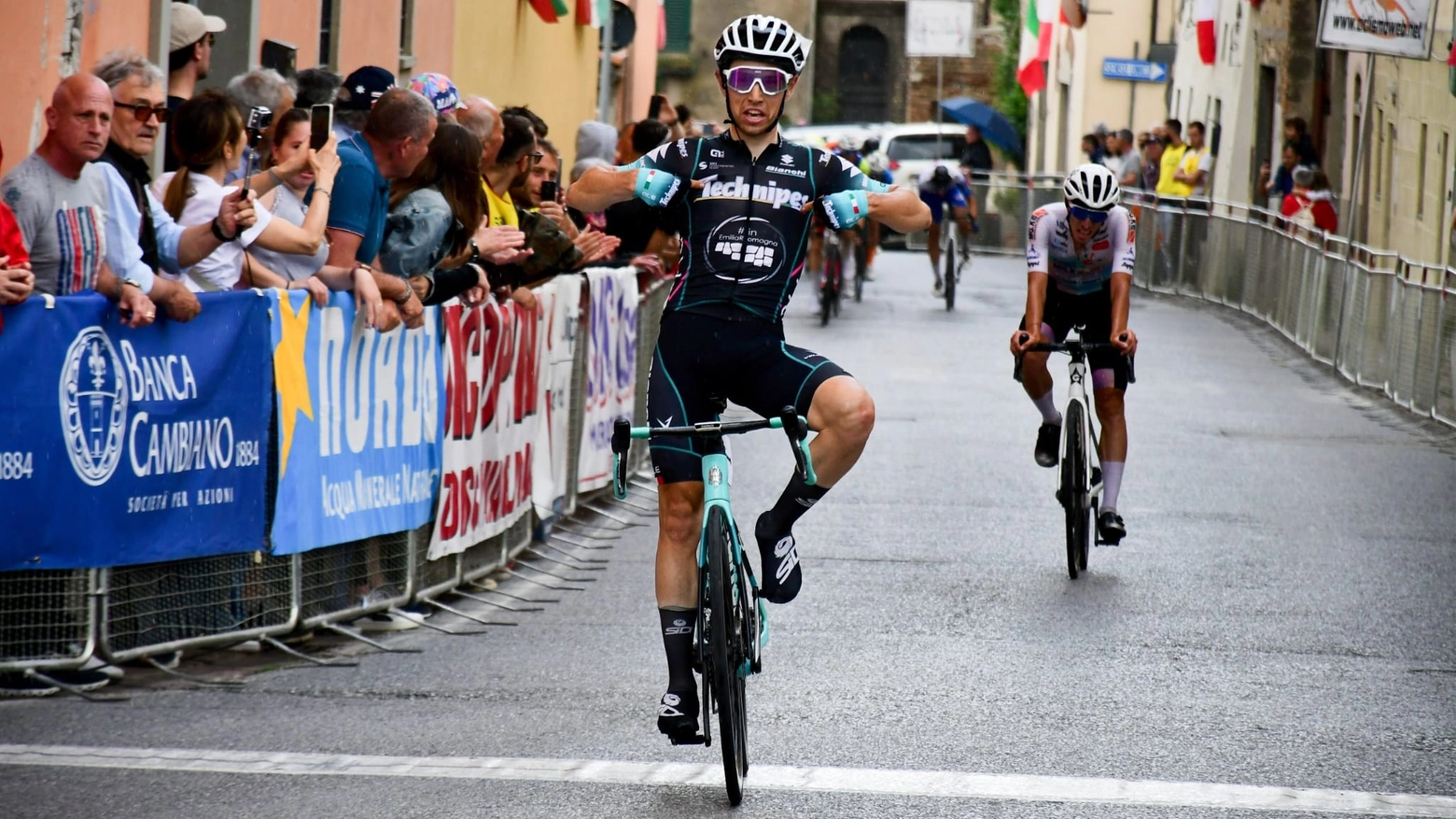 La vittoria di Nicolò Garibbo a Marcialla (Foto R. Fruzzetti)