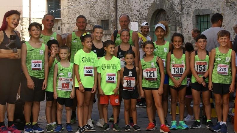 Incetta di medaglie per i Runnerini. Tiziana Pizzi si porta a casa l’oro