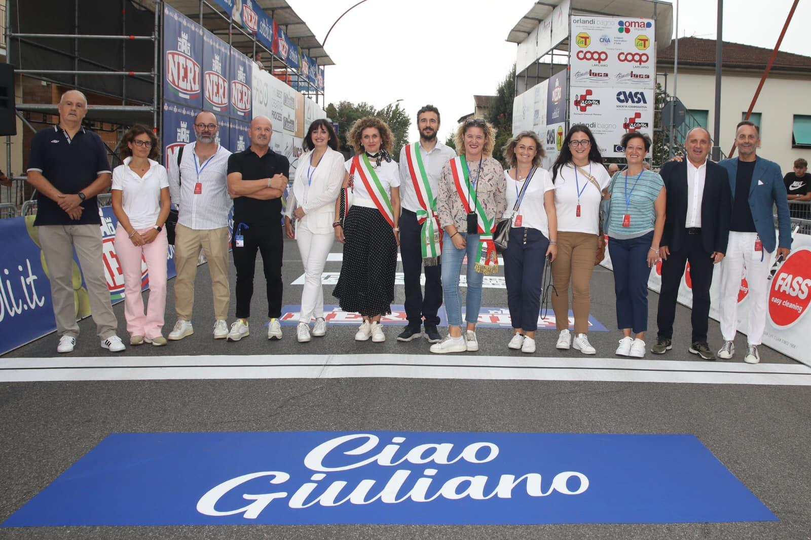 Ciclismo, la pioggia non ha fermato il successo per il Gp di Larciano