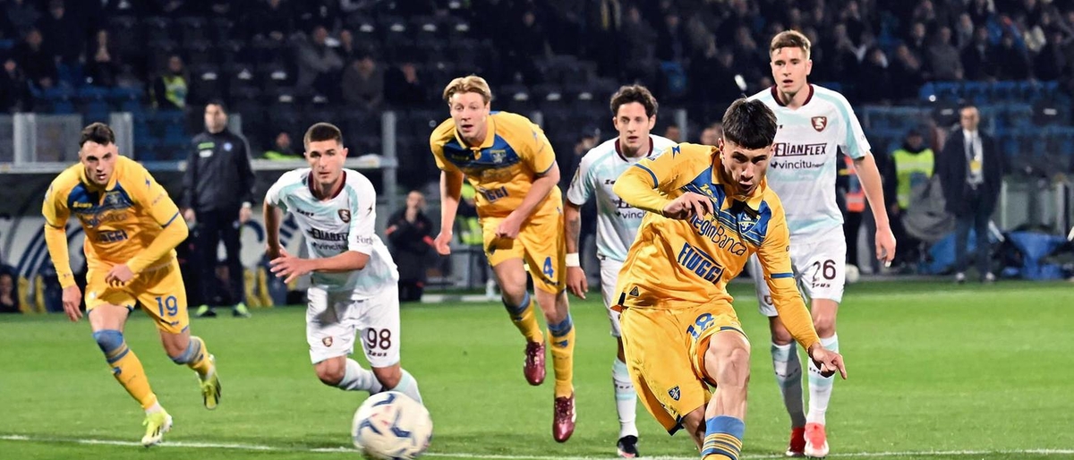 Frosinone-Salernitana 3-0, i campani retrocedono in Serie B