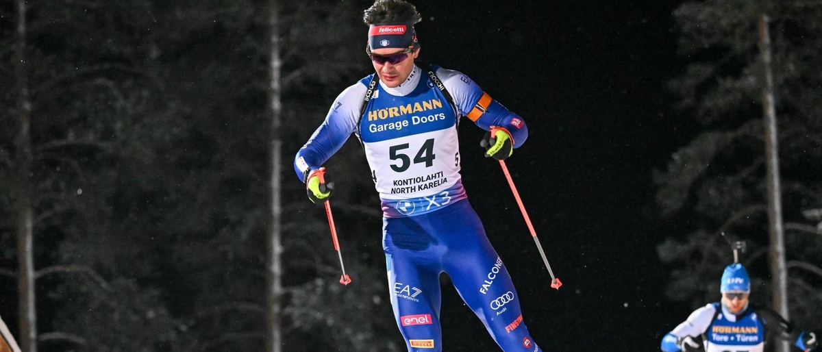 Martin Uldal trionfa nella gara sprint di Annecy: prima vittoria in Coppa del mondo di biathlon