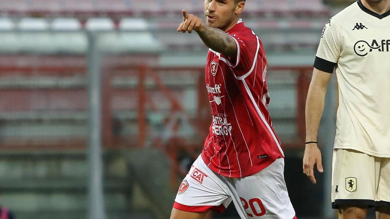 Il giocatore Federico Ricci sta dimostrando un grande cambiamento con due gol e un assist in otto partite, eguagliando i numeri della scorsa stagione. Il Perugia sembra pronto a risalire la classifica grazie alle sue prestazioni.