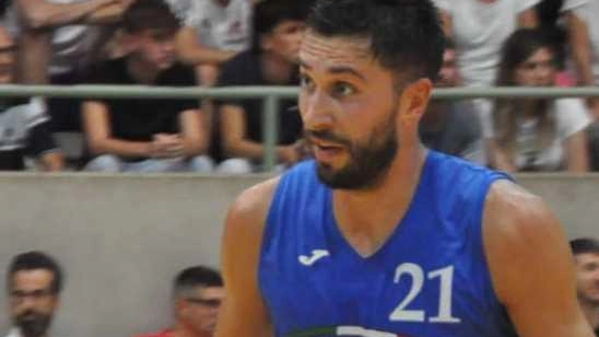 Matteo Fantinelli, 30 anni, capitano (Fortitudo-Donati)