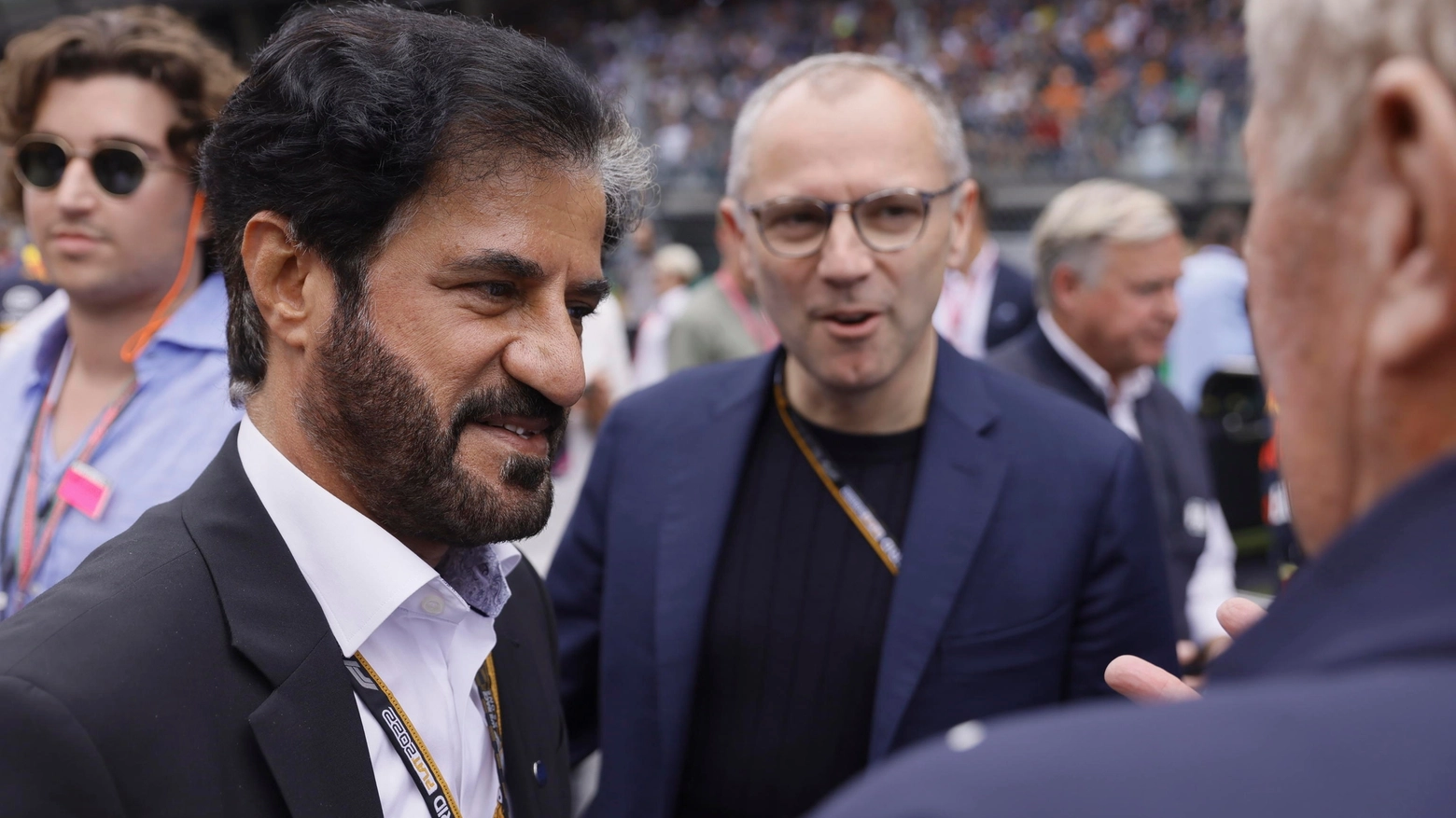 Il presidente della Fia, Mohammed Ben Sulayem. Sullo sfondo Stefano Domenicali, ceo della Formula 1