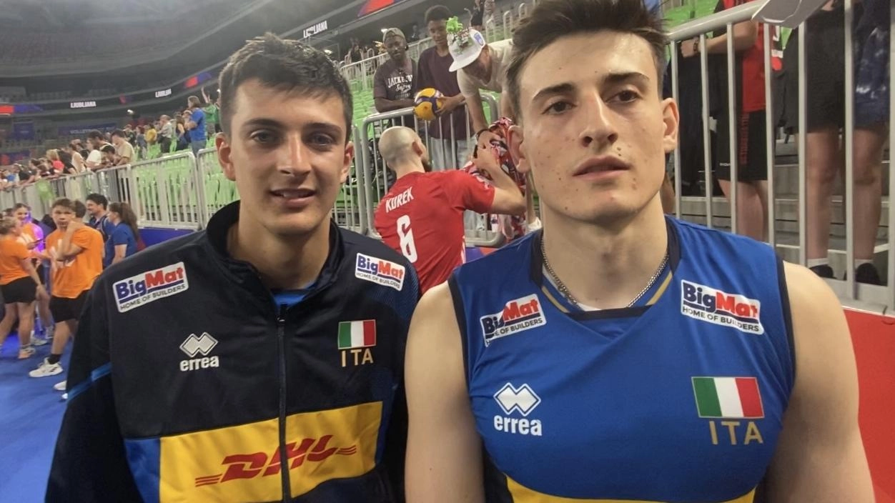 Il golden boy di Modena Volley, Tommaso Rinaldi, affronta un'estate difficile con incertezze sul suo ruolo. Escluso dalla squadra 'B' per le valutazioni pre-Olimpiadi, si prepara a cogliere le occasioni e tornare al meglio con Modena.