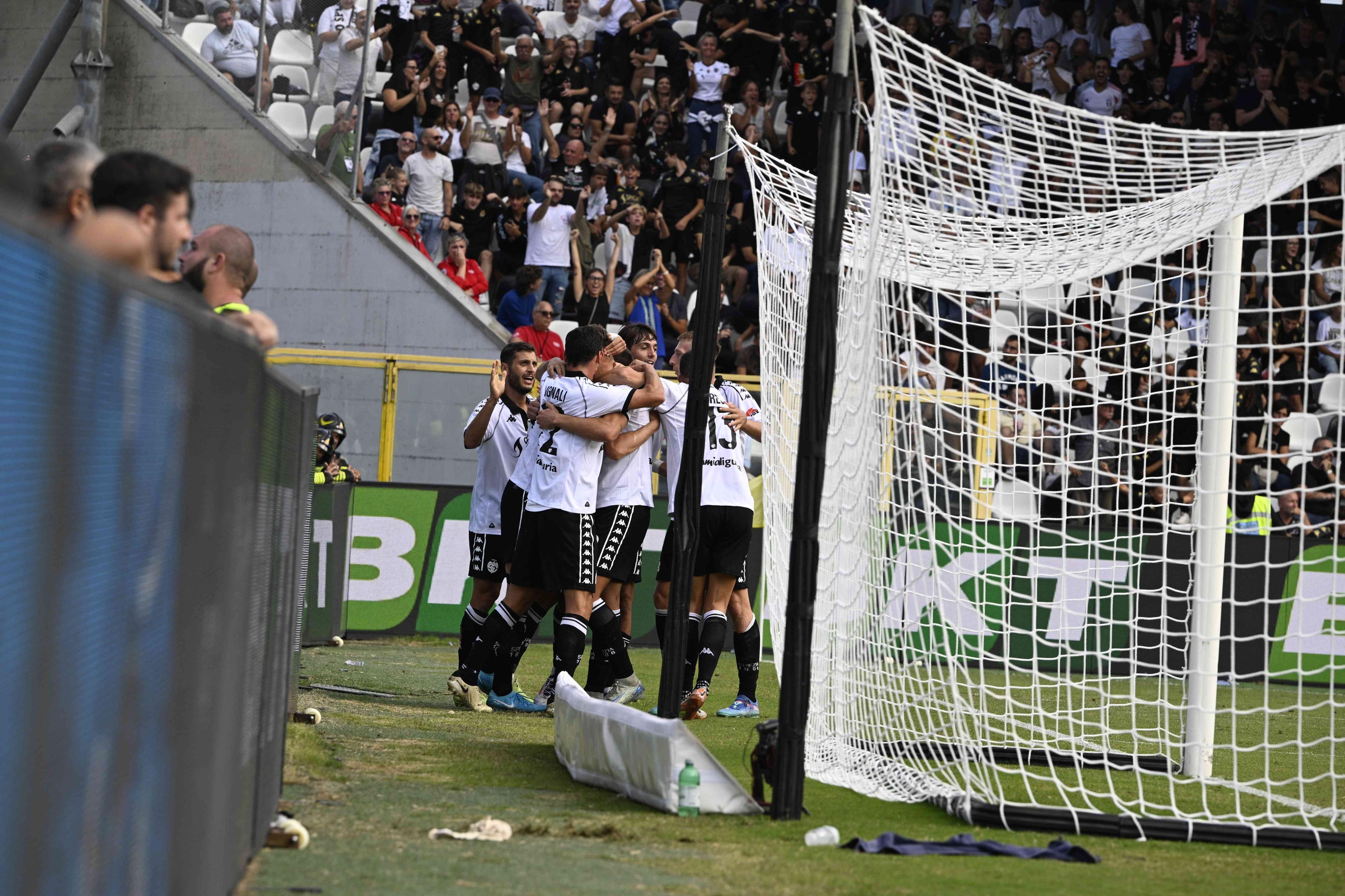 Serie B, sesta giornata: poker Spezia, vincono Mantova e Bari