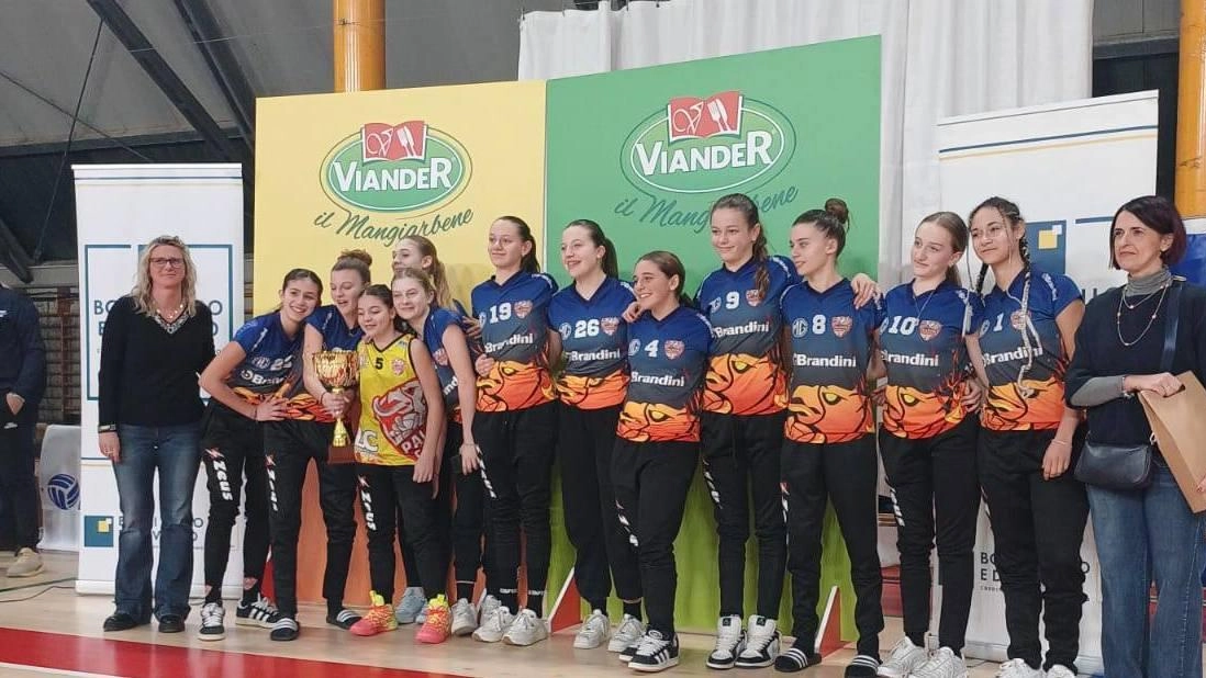 Le giovani pallavoliste grossetane trionfano in Umbria. Infatti la squadra della Pallavolo Grosseto targata Brandini ha vinto il Torneo nazionale...