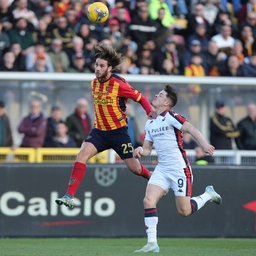 Lecce-Genoa 0-0, al Via del Mare le difese vincono lo scontro salvezza