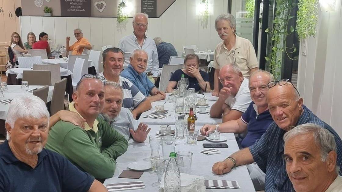 La strada del Grifone. Duro "allenamento". A cena