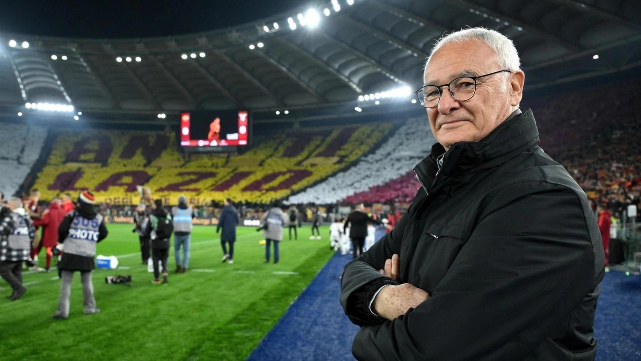 Claudio Ranieri risponde alle critiche sul calciomercato della Roma e difende la proprietà Friedkin, sottolineando gli investimenti e le sfide del Fair Play Finanziario. Claudio Ranieri risponde alle critiche sul calciomercato della Roma e difende la proprietà Friedkin, sottolineando gli investimenti e le sfide del Fair Play Finanziario.