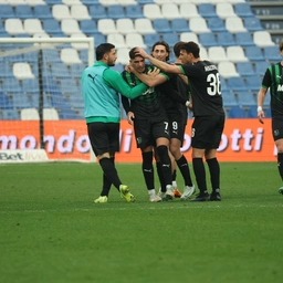 Sassuolo, solo pari col Bari. Ma c’è l’allungo