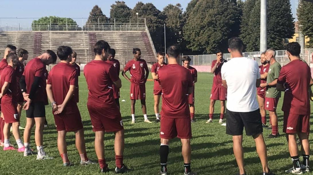 https://sport.quotidiano.net/image-service/view/acePublic/alias/contentid/MzdmMjNiZmEtODMyOS00/0/fano-calcio-da-domani-si-definisce-la-rosa.jpeg?f=16:9&w=1200&h=630