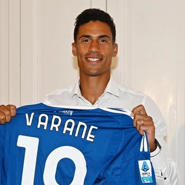 Varane, mistero fitto. La rescissione si avvicina