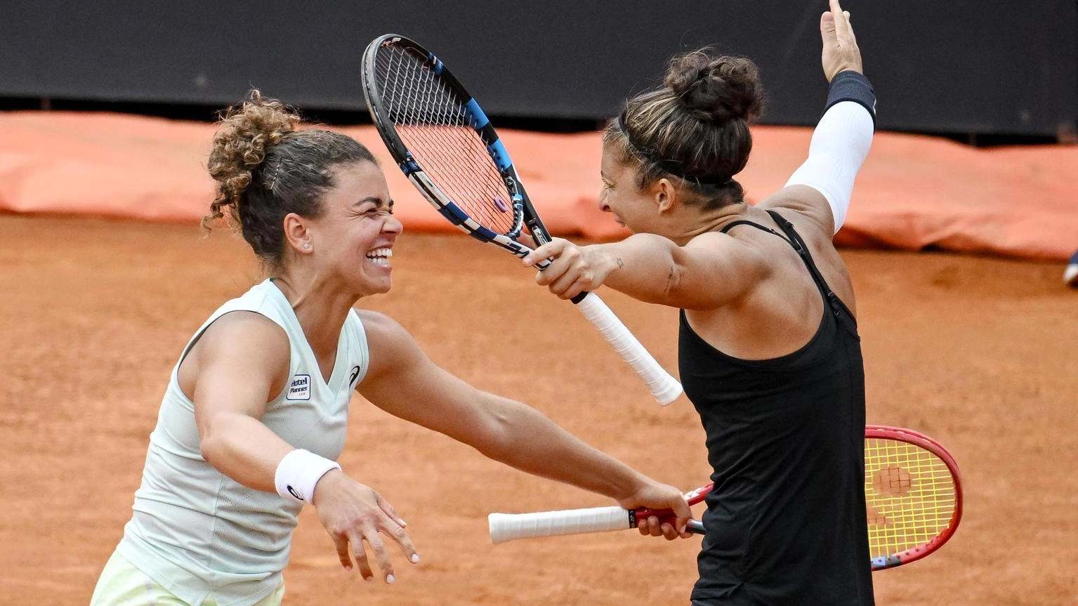 Jasmine Paolini e Sara Errani a caccia dell'impresa al Roland Garros
