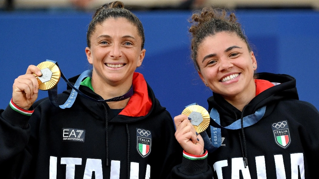 Sara Errani e Jasmine Paolini, oro nel doppio femminile di tennis a Parigi 2024