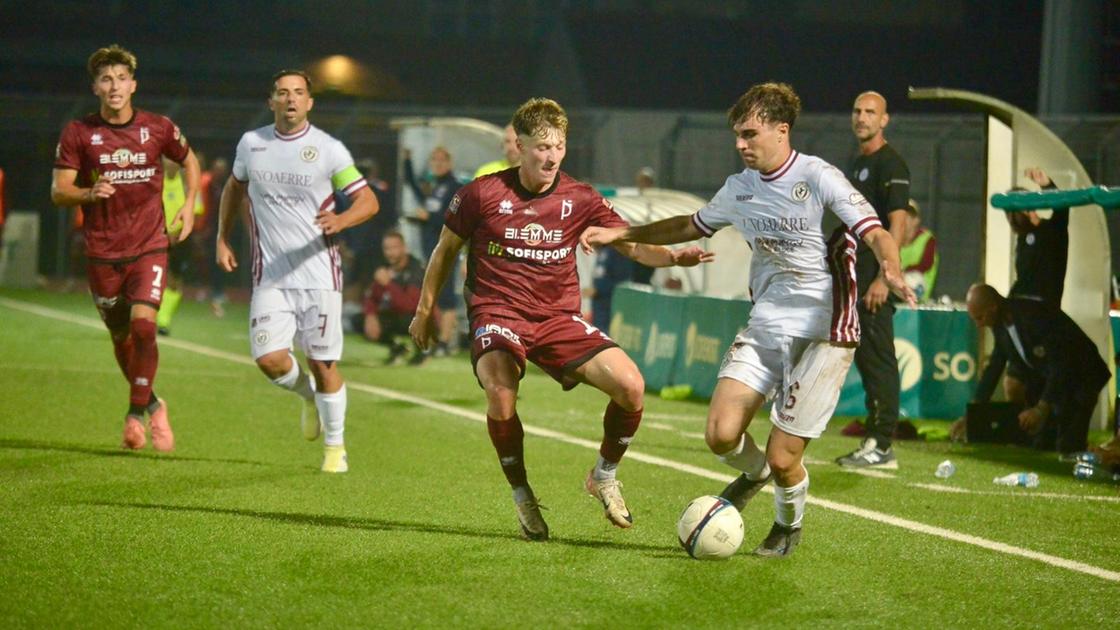 Il derby si tinge di amaranto. Blitz dell’Arezzo, Pontedera sconfitto di misura