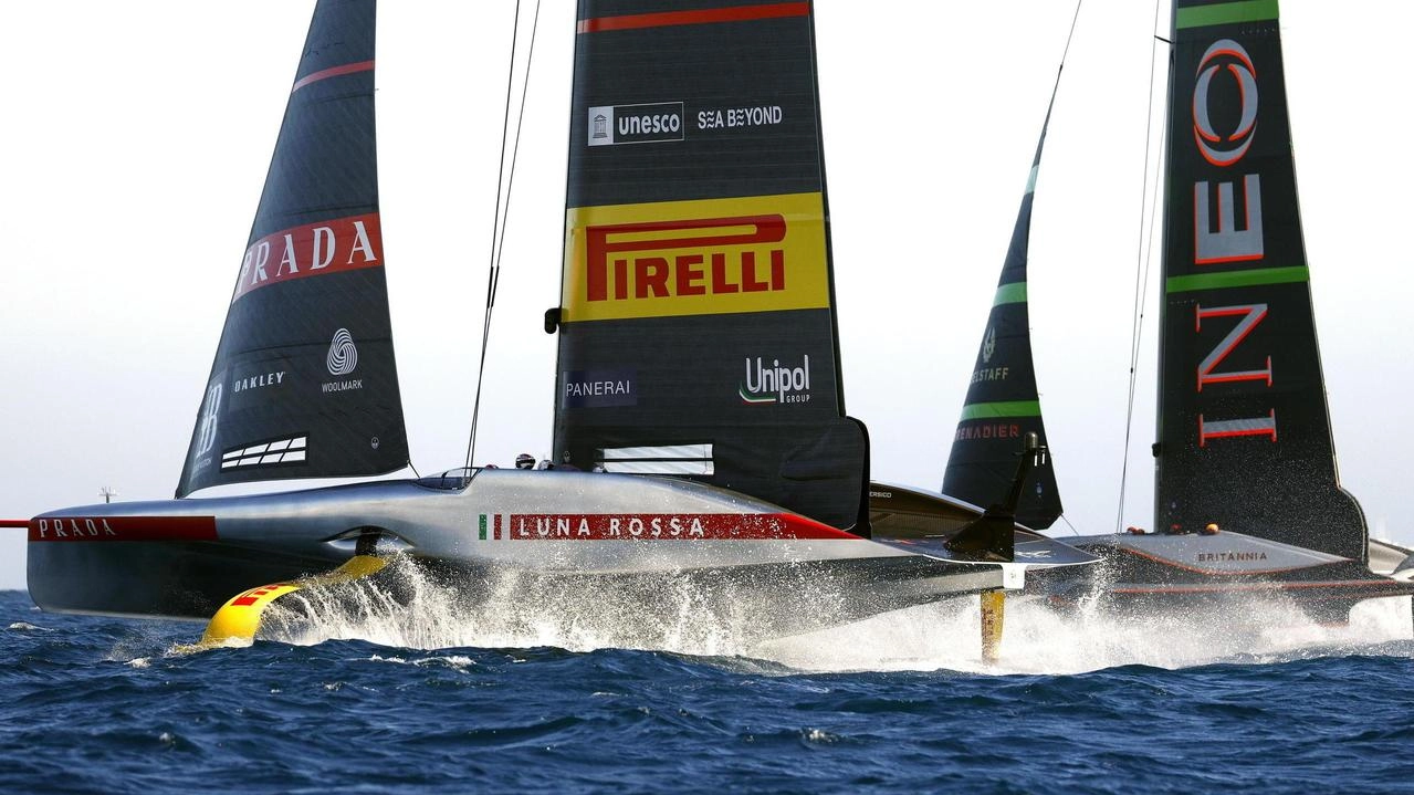 Louis Vuitton: ’Silver bullett’ sconfitto 7-4 dai britannici che ora sfideranno New Zealand per l’America’s Cup. Positivo Sirena: "Il team andrà avanti". Il futuro al timone potrebbe aver il volto del velista campione olimpico.