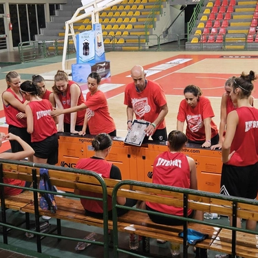 Basket - Serie "B» femminile interregionale. Green Le Mura Spring oggi inizia con il Golfo