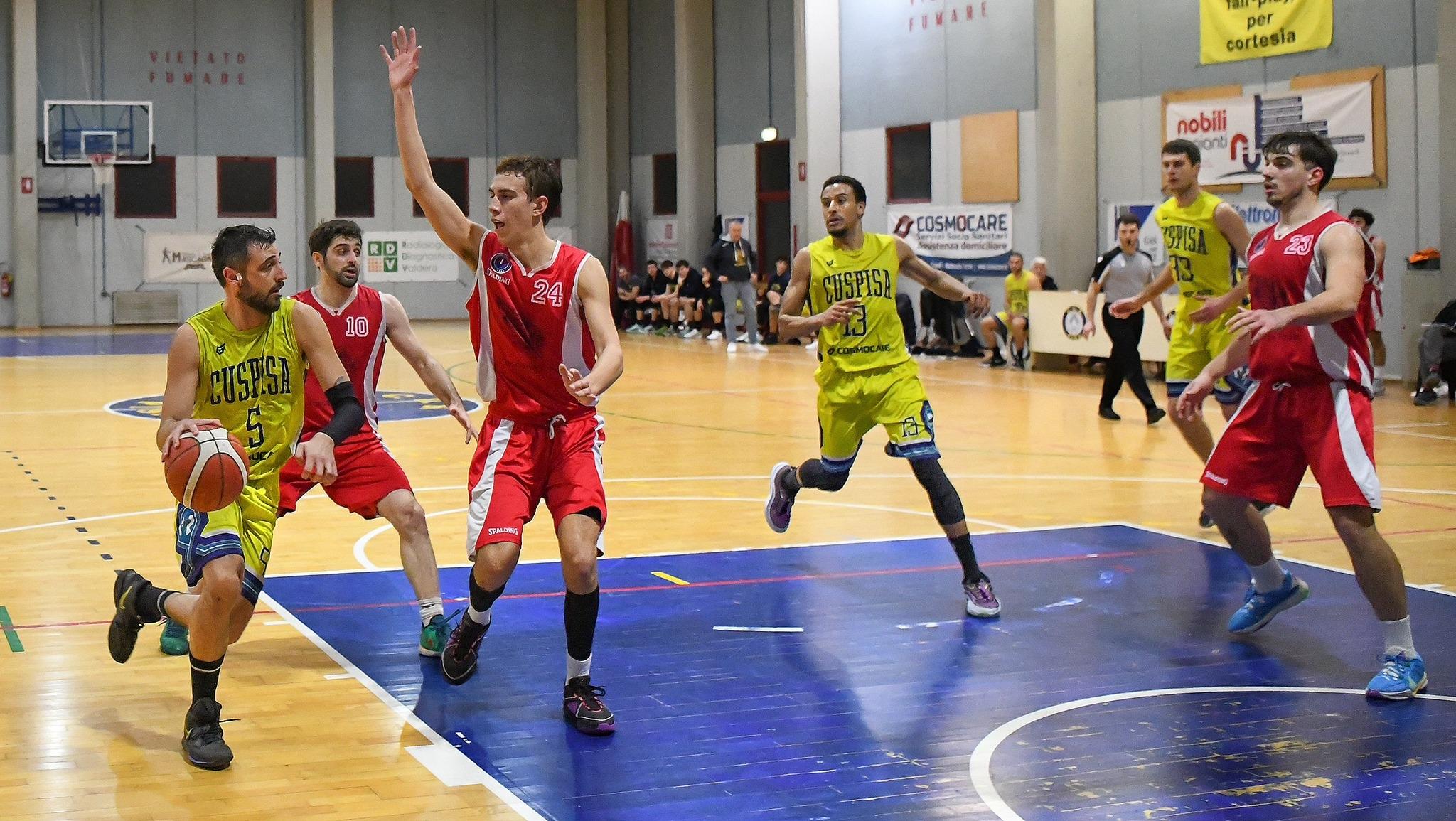 Basket, in serie C il CUS Pisa spreca a Carrara il primo match point dei play out
