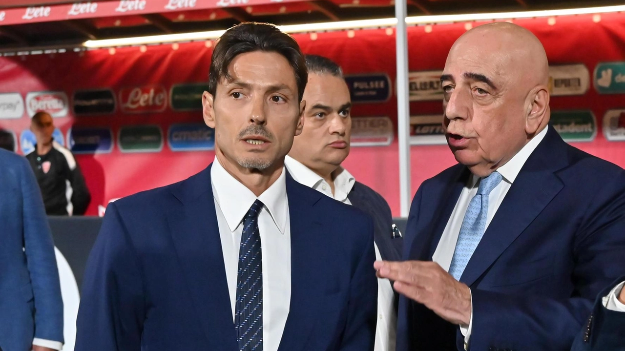 Pier Silvio Berlusconi e Adriano Galliani insieme all’U-Power Stadium di Monza Fininvest ha acquisito la società biancorossa nel 2018 e l’ha portata dalla C alla A