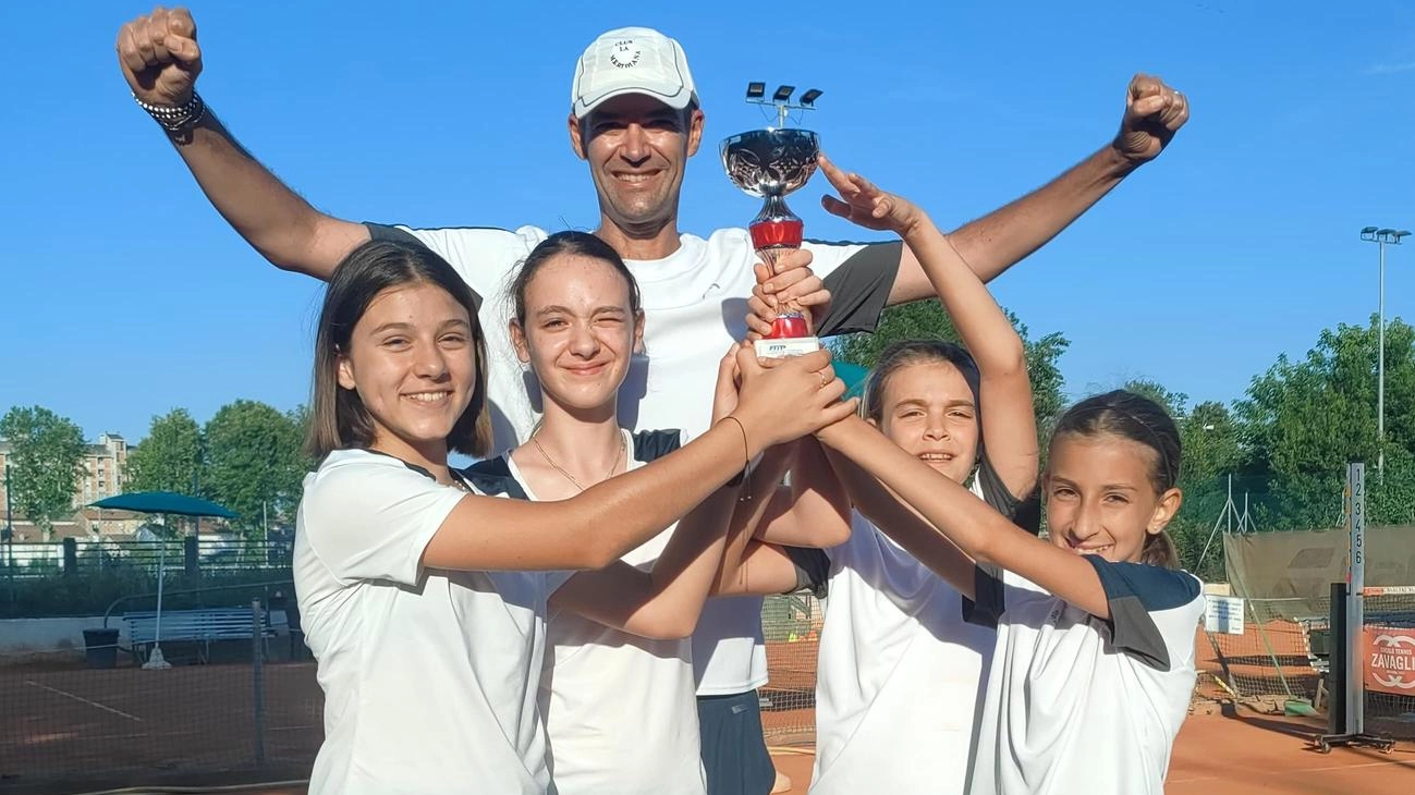 La squadra femminile Under 12 de La Meridiana vince il titolo regionale di tennis dell’Emilia Romagna, guadagnando l'accesso ai Campionati Italiani. Allenate da Alessandro Arginelli, le ragazze hanno superato il Circolo Tennis Zavaglia di Ravenna con un netto 2-0.