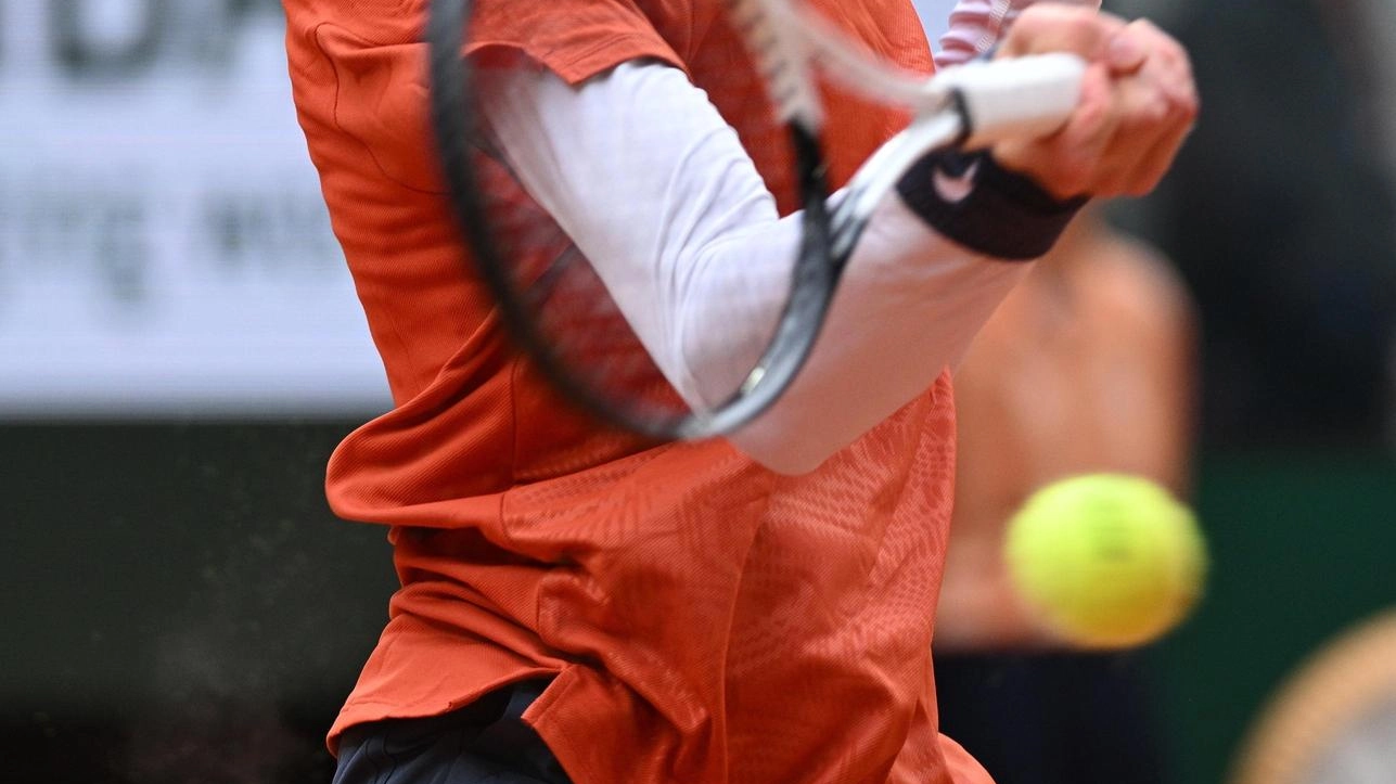 Roland Garros: Sinner vola agli ottavi, Kotov ko in tre set
