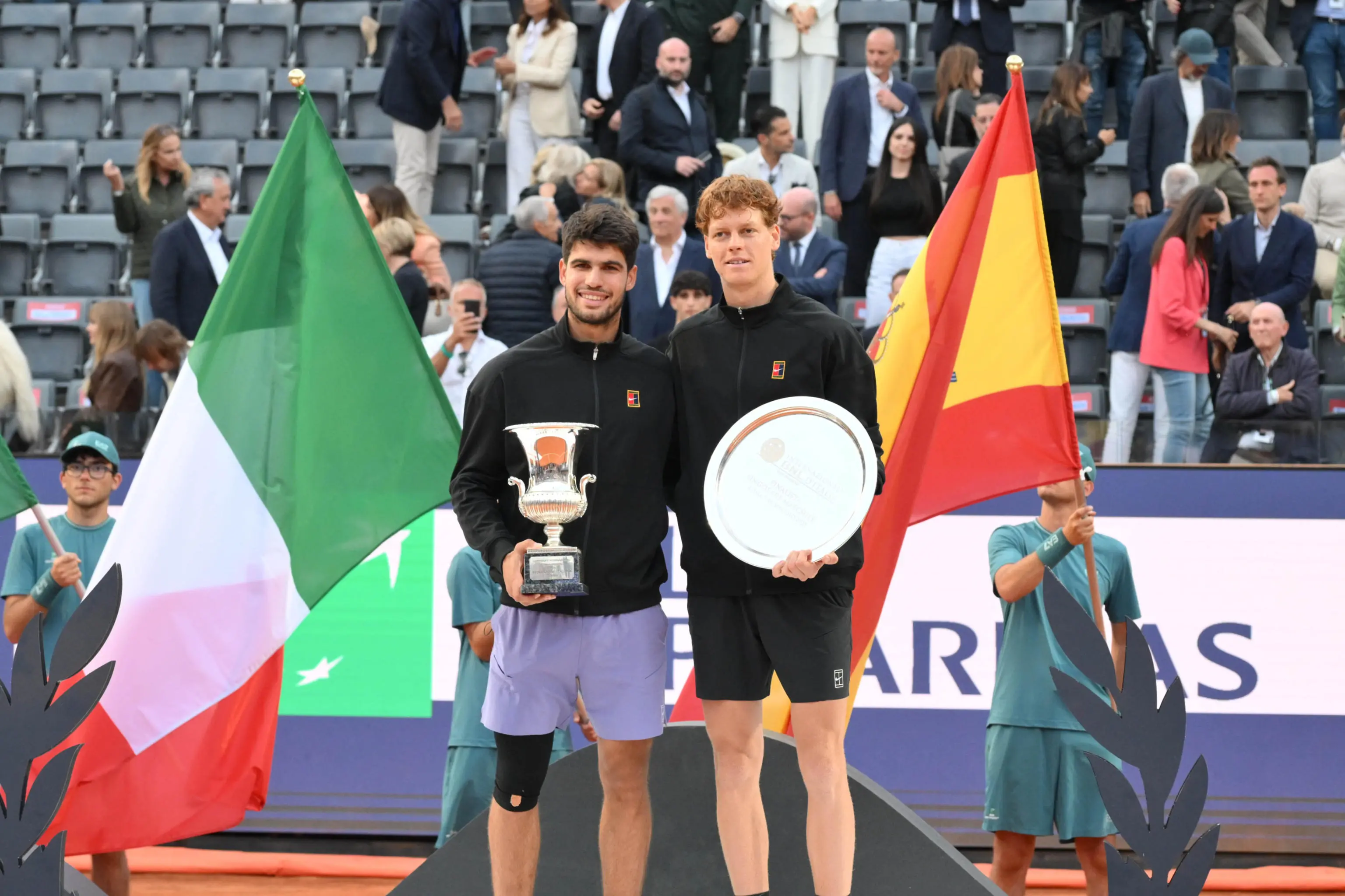 La finale dei due mondi: Sinner-Alcaraz, Wimbledon cerca il suo re