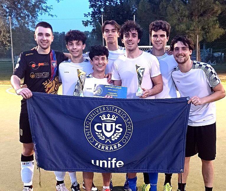 Calcio a 5. Ai Red Bull la ’University League’ di calcetto, disputata sui campi di via Gramicia Calcio a 5. Ai Red Bull la ’University League’ di calcetto, disputata sui campi di via Gramicia