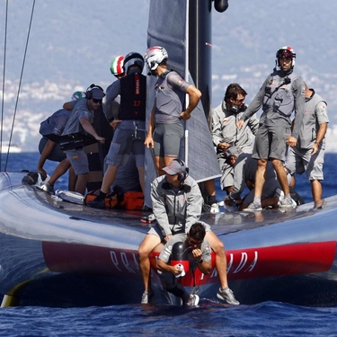 Luna Rossa indomabile. Cade e si rialza: è 4-4