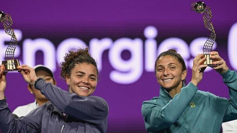 https://sport.quotidiano.net/image-service/view/acePublic/alias/contentid/NGI4ZDljODEtODgxMi00/0/errani-e-paolini-unoasi-nella-sabbia-di-doha-sesto-successo-per-le-ragazze-terribili.jpeg?f=16:9&w=1200&h=630