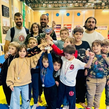 Judo, successo nella manifestazione umbra per i piccoli atleti. Accademia Fano fa il pieno di medaglie a Spello