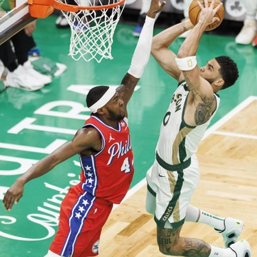 Nba: Boston batte Dallas, decima vittoria di fila per i Celtics