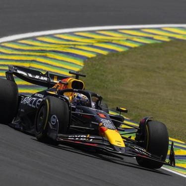 Gara sprint in Brasile, Verstappen retrocede al quarto posto